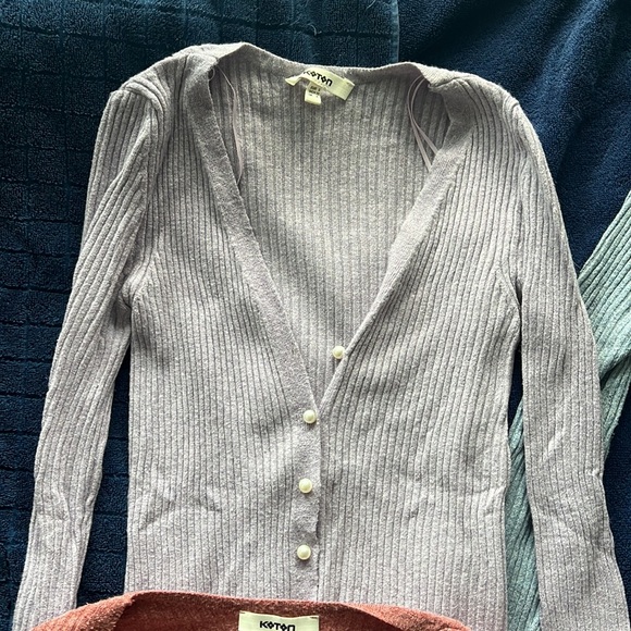 4 Cotton Cardigans - Picture 4 of 5